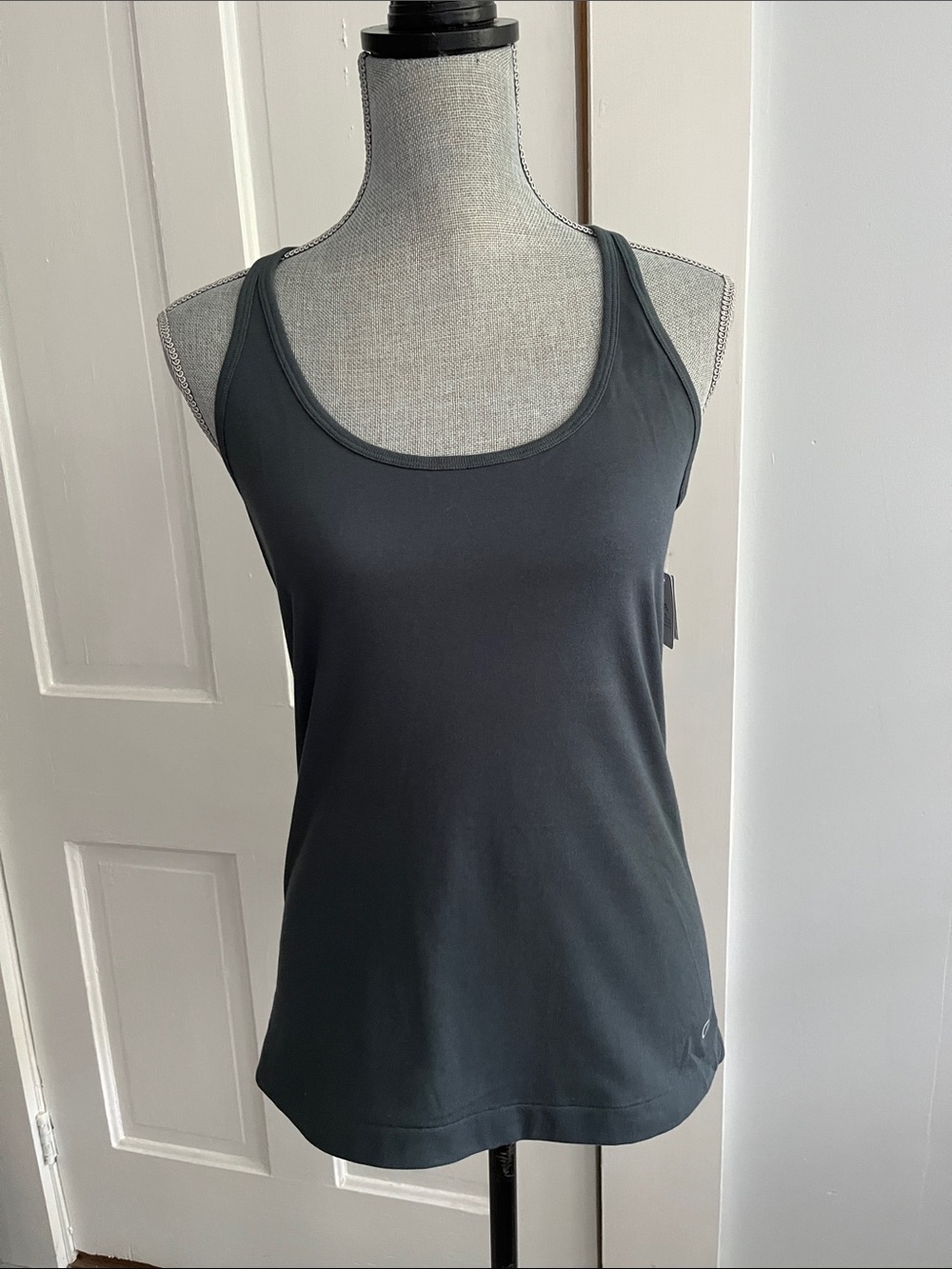NWT • GAP FIT TOP